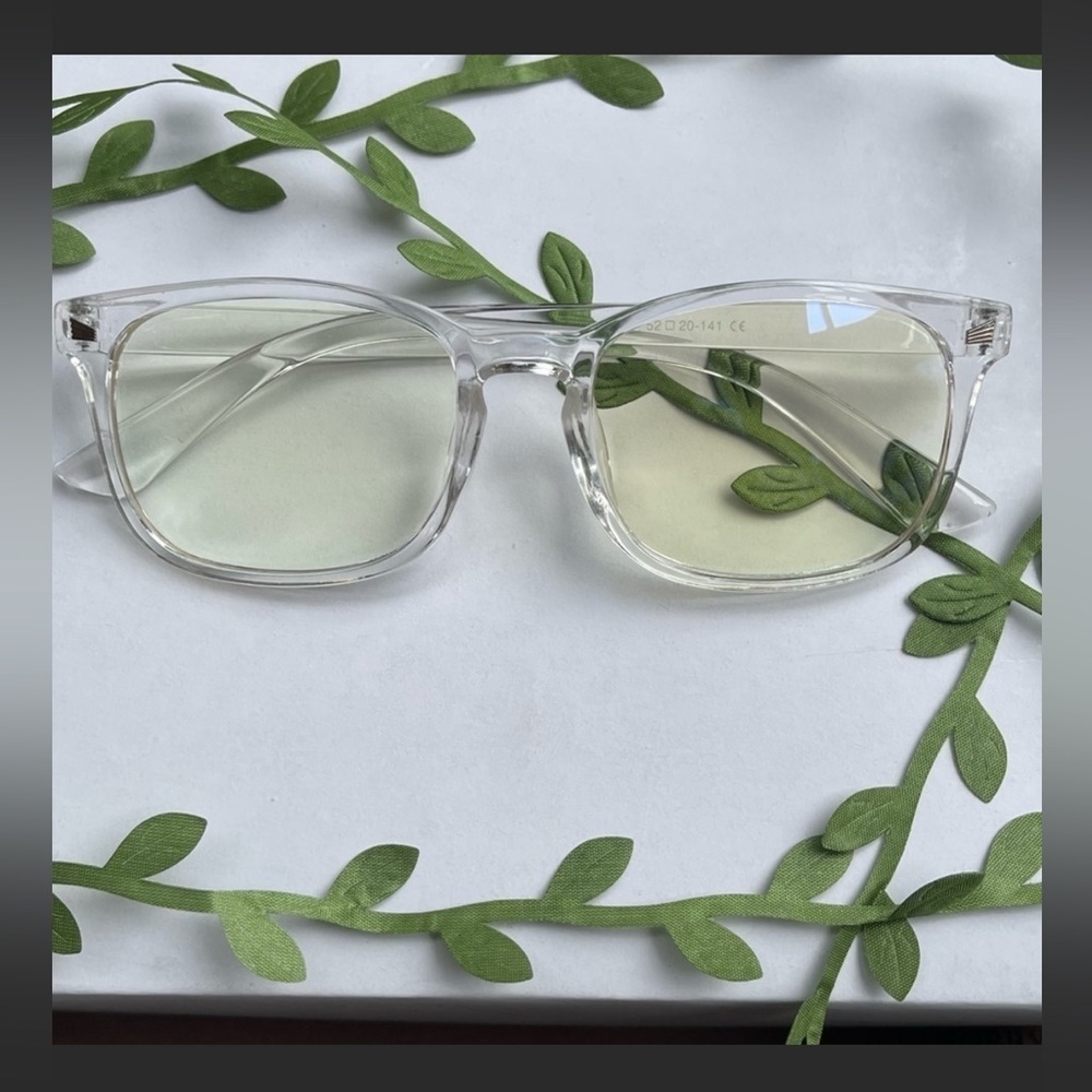 Blue light blocking glasses- clear frame